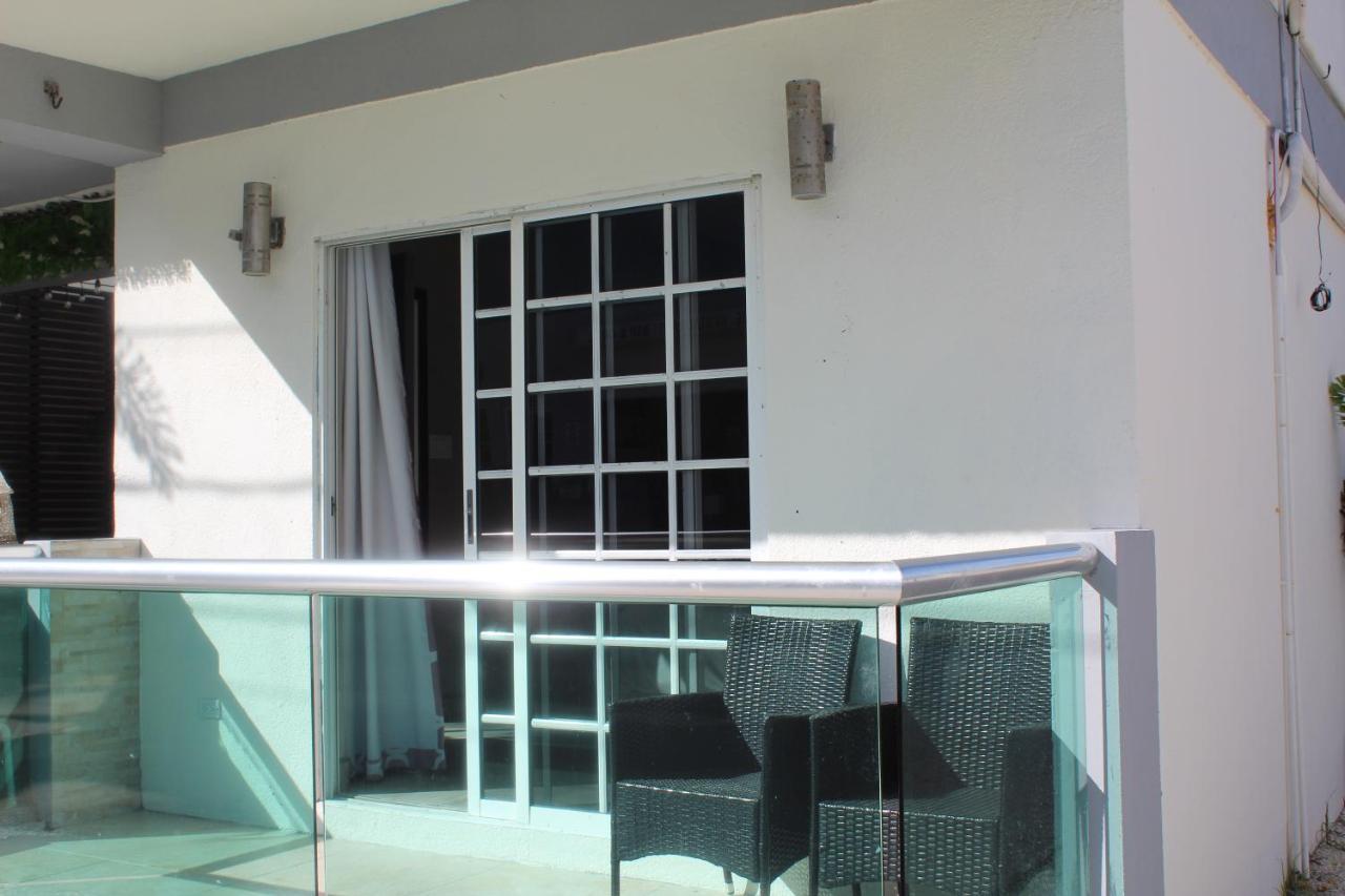 Barefoot Caye Caulker Hotel Bagian luar foto