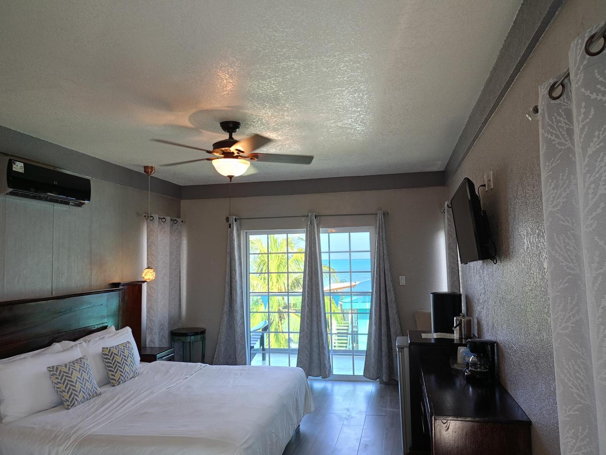 Barefoot Caye Caulker Hotel Bagian luar foto