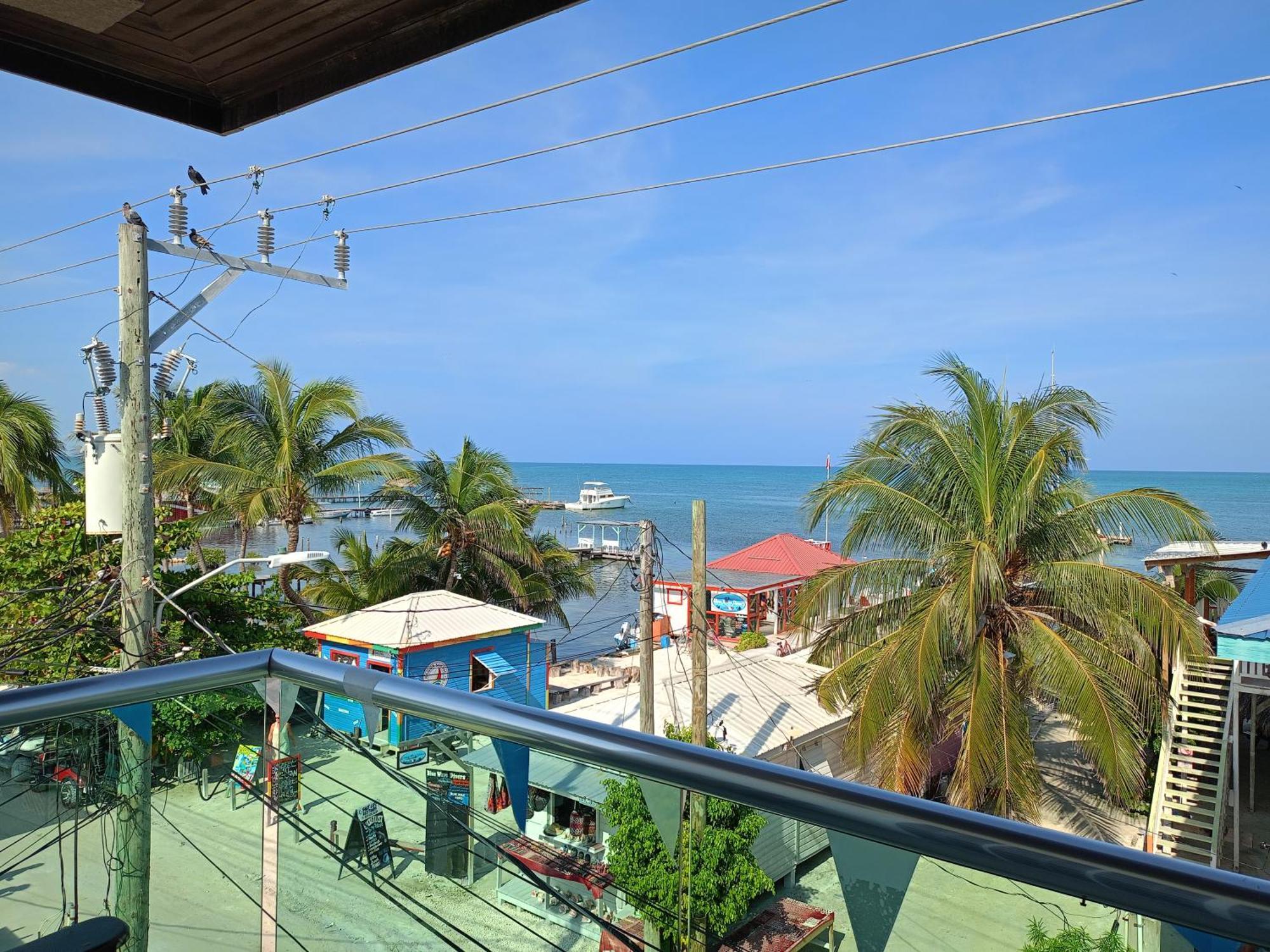 Barefoot Caye Caulker Hotel Bagian luar foto