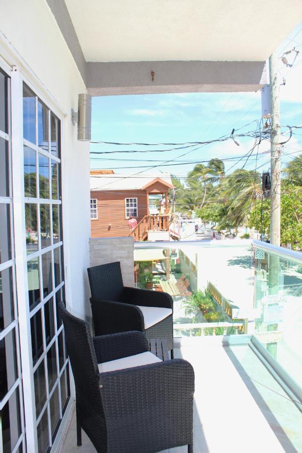 Barefoot Caye Caulker Hotel Bagian luar foto