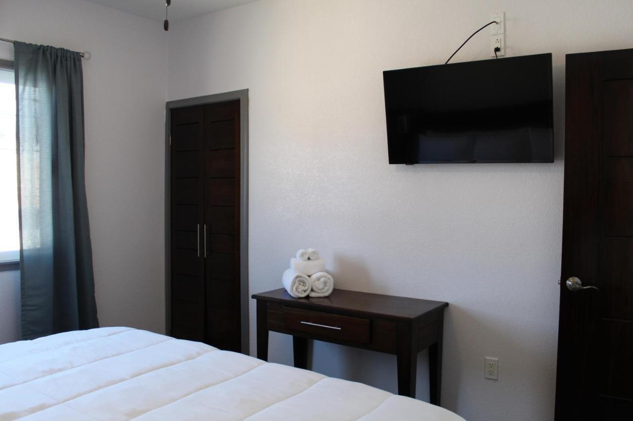 Barefoot Caye Caulker Hotel Bagian luar foto